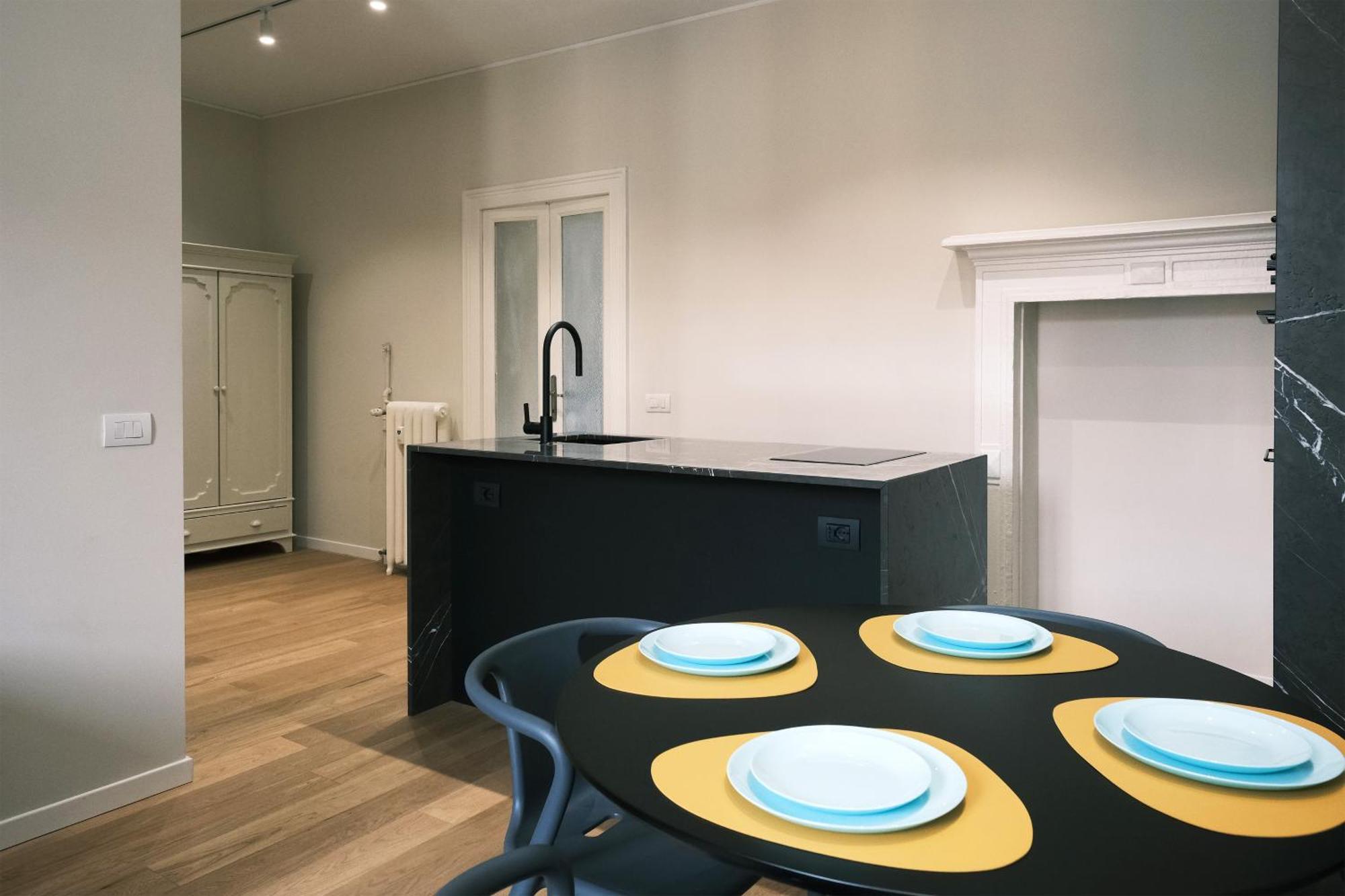 Comecasa Fashion Apartment In Via Mantova Милано Екстериор снимка