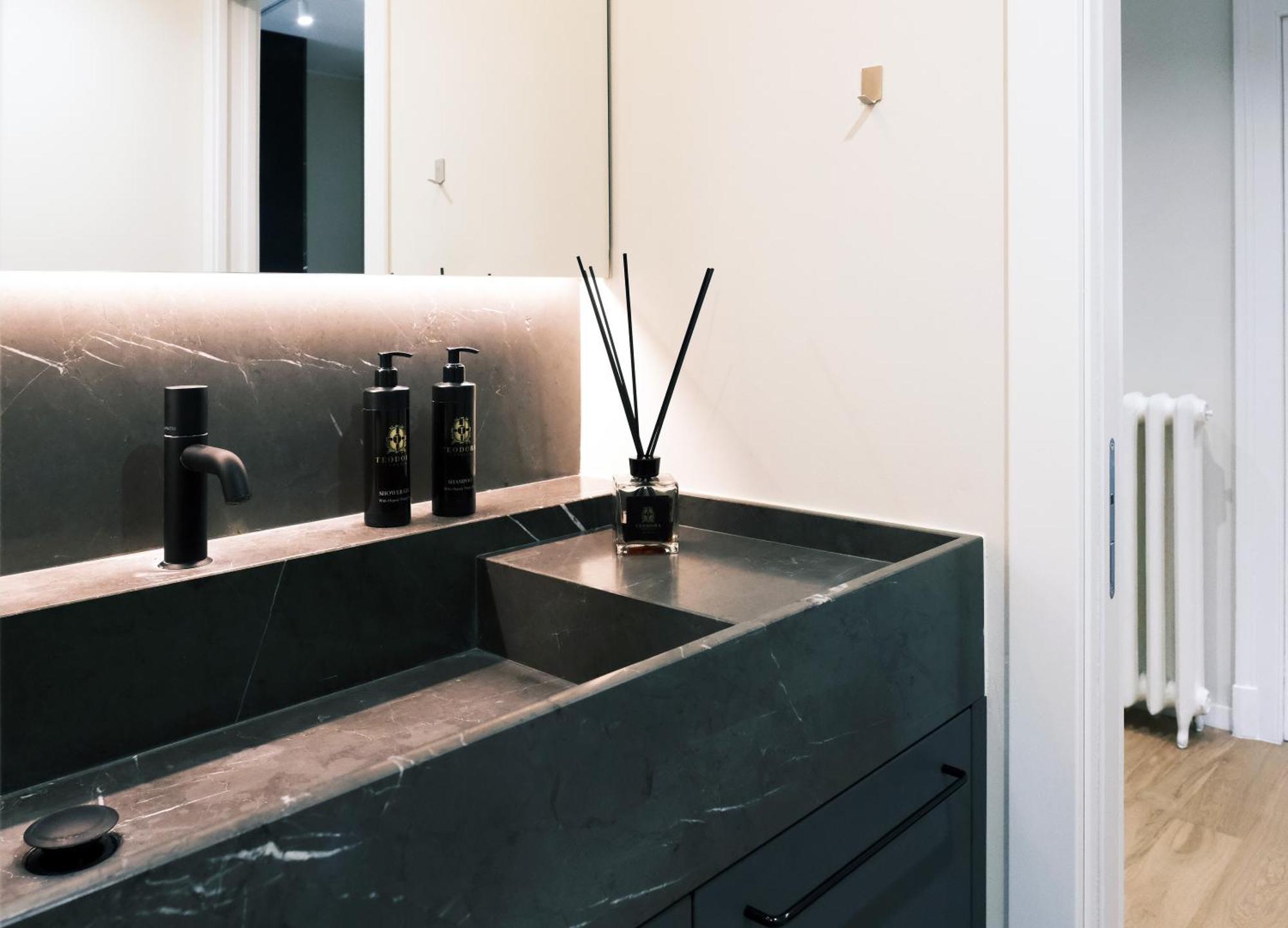 Comecasa Fashion Apartment In Via Mantova Милано Екстериор снимка